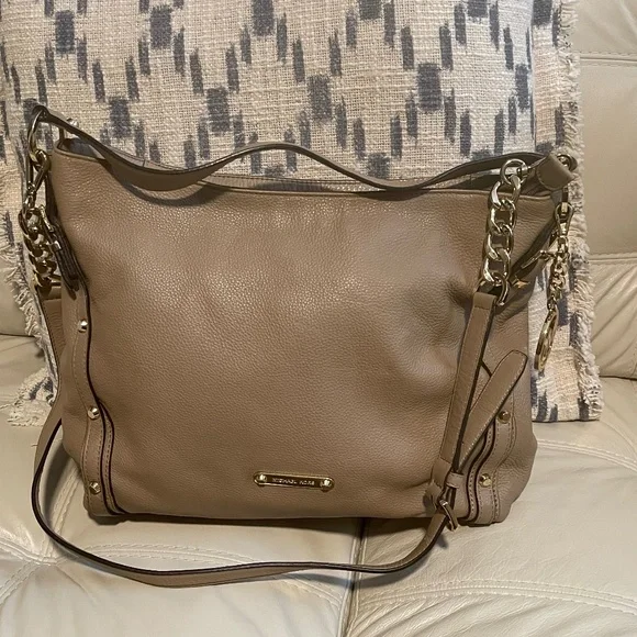 Michael Kors Bags Michael Kors Leigh Handbag Poshmark